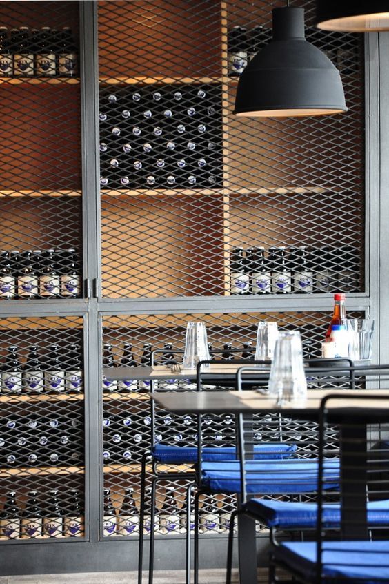 Интерьер из сетки металлической